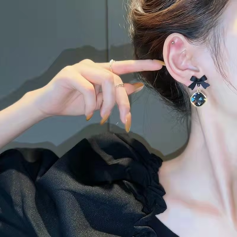 Korean Style Black Bowknot Drop Earrings Big Rhinestone Stud Earrings Girls Cute Earrings Jewelry Accessories for Women