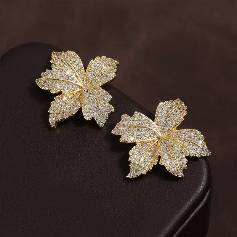 Leaf Zircon Simple Versatile Earrings Women's Fashion Earrings High-end Jewelry Hypoallergenic Earrings High-end Jewelry