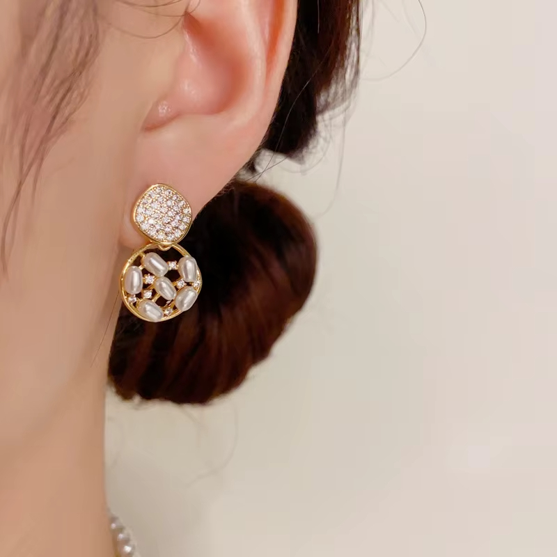 Fashion Jewelry Bulk Wholesale Price Shine Bright Round Zirconia Geometric Studs Earrings for Women
