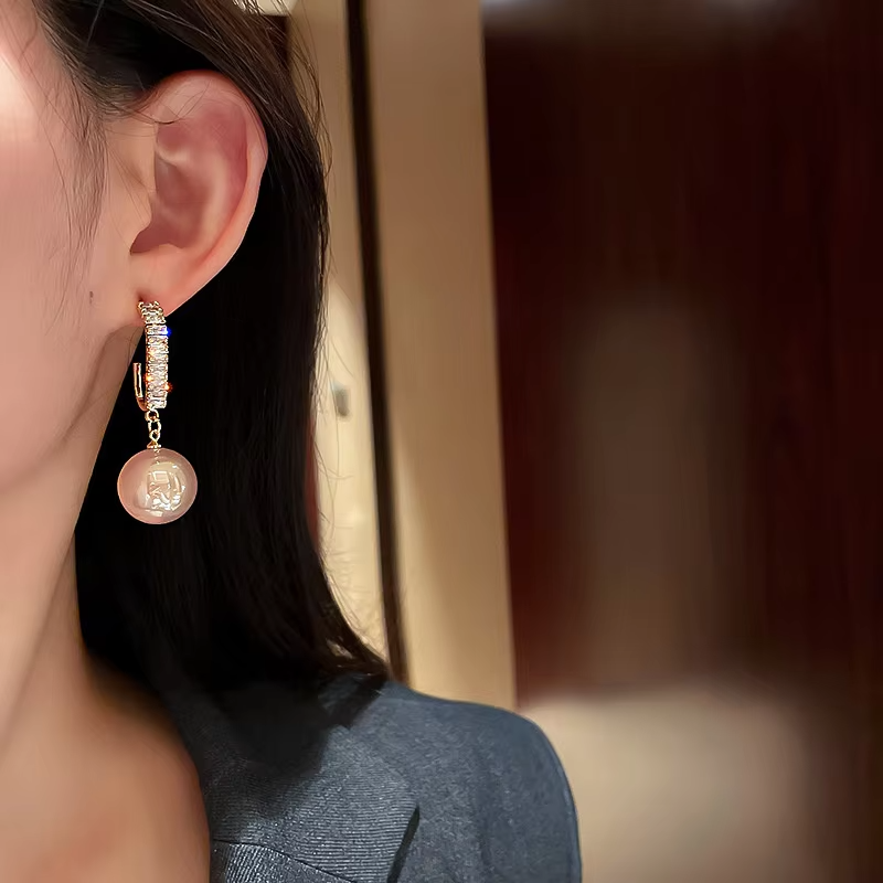 Luxury Shiny Oversize Gray Pearl Drop Earrings for Women Crystal Golden Round Pearl Wedding Dangle Earrings Jewelry Party Gift