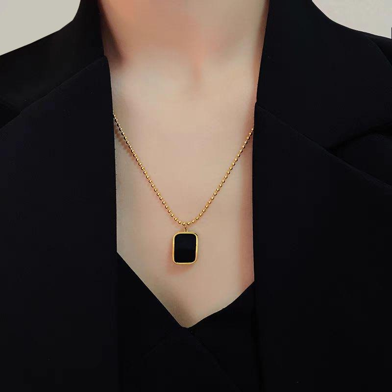 Black Rectangular Pendant Necklace – 18K Gold Titanium Steel | Elegant Minimalist Jewelry for Women