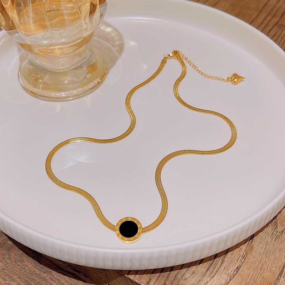 Roman Numeral Circle Pendant Necklace – Gold Minimalist Flat Chain Jewelry for Women