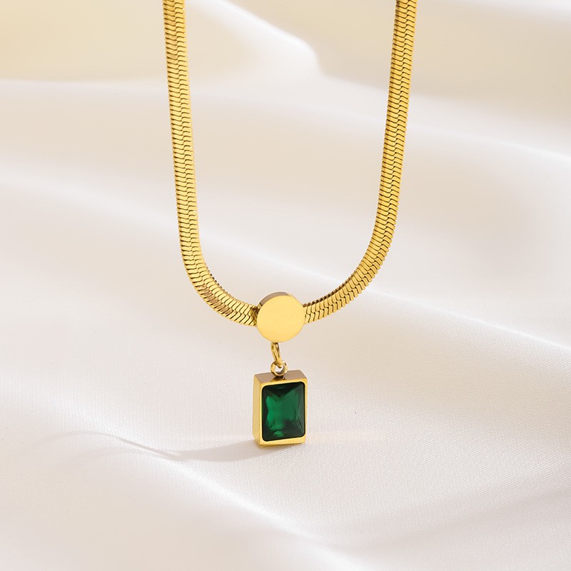 Emerald Green Rectangle Pendant Necklace – Gold Flat Chain Minimalist Jewelry for Women
