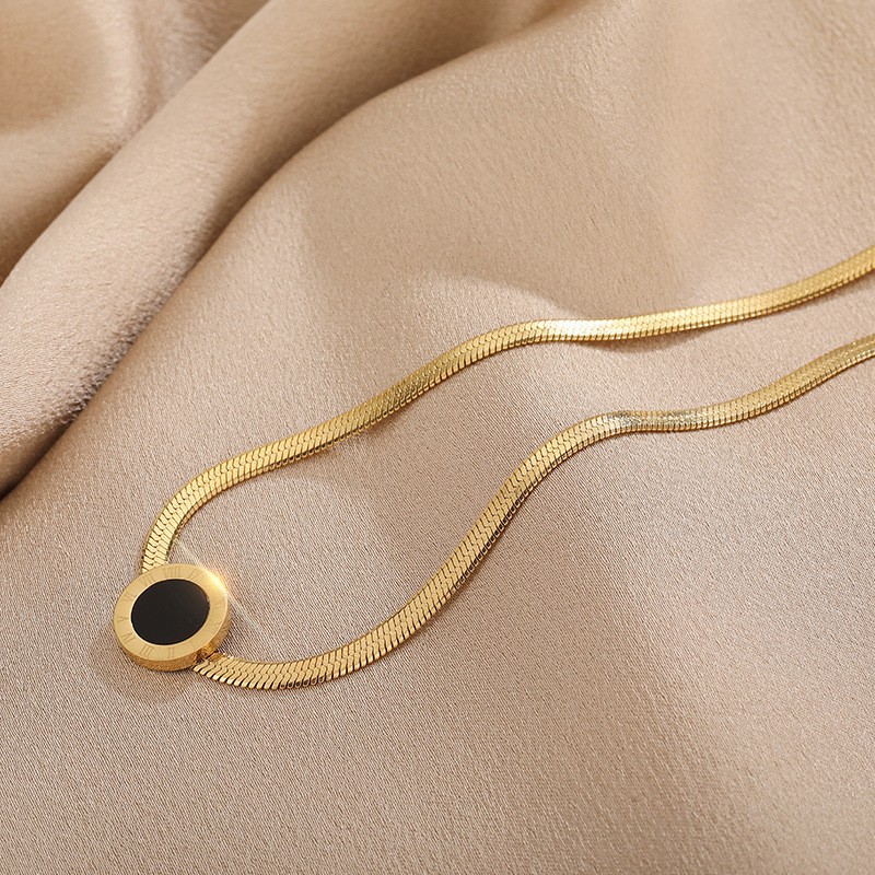 Roman Numeral Circle Pendant Necklace – Gold Minimalist Flat Chain Jewelry for Women