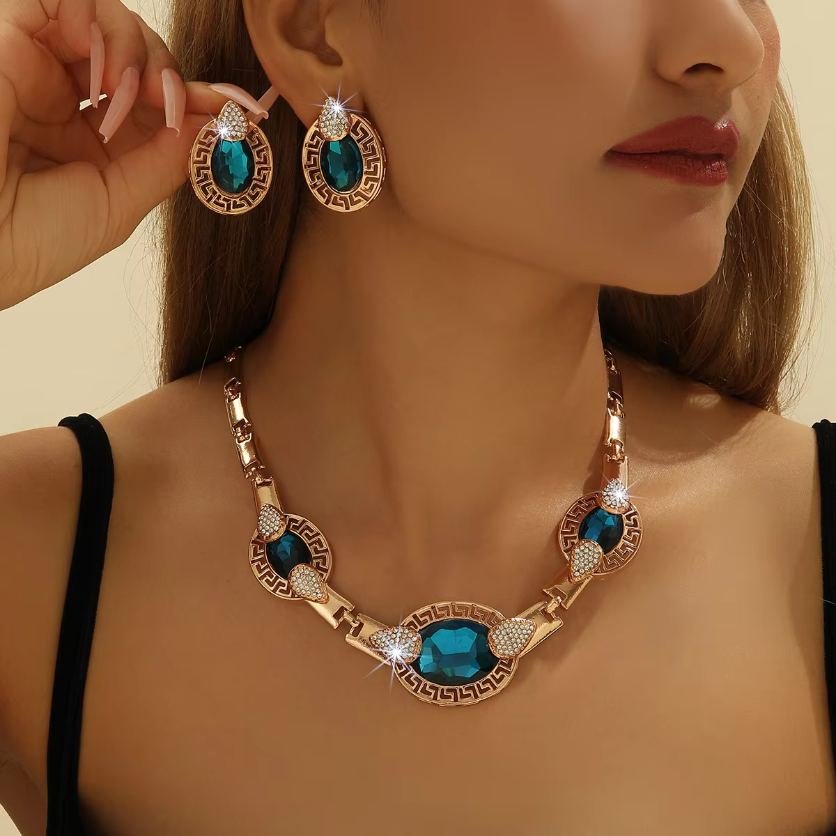 Necklace Earring Bracelet Set Engagement Jewelry Wedding Accessories Bride Rhinestone Gold Plated Necklace Jewelry