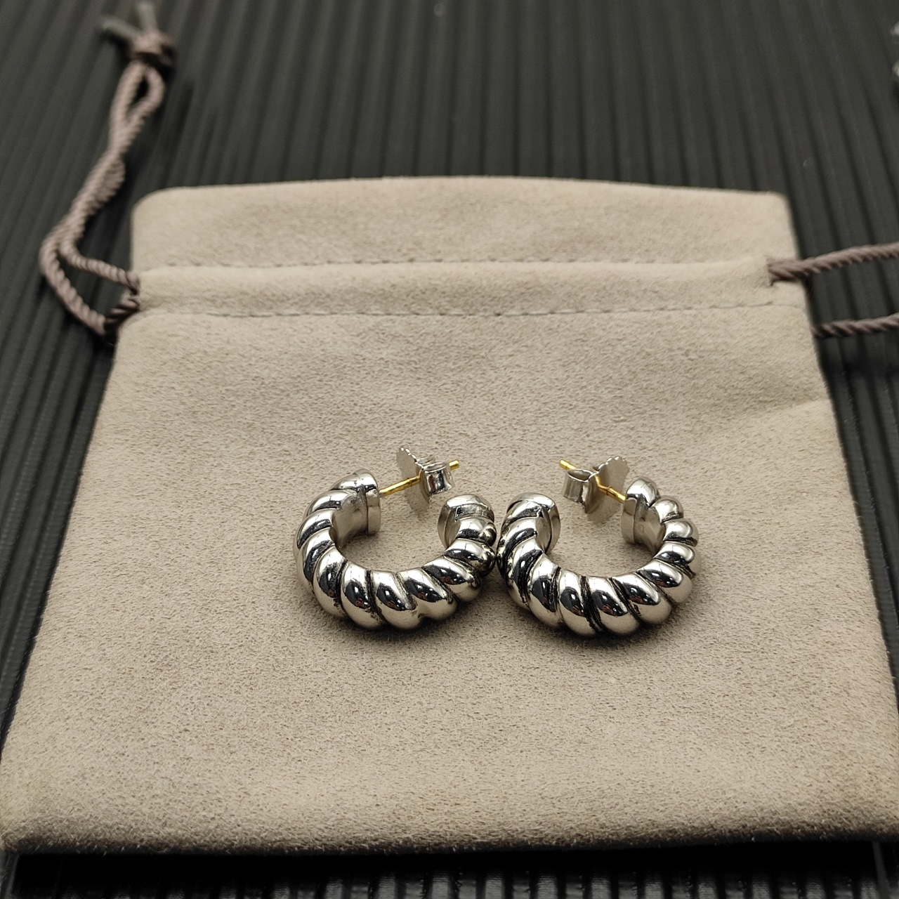 New Arrivals Women Luxury Brand Inspired Designer Earring