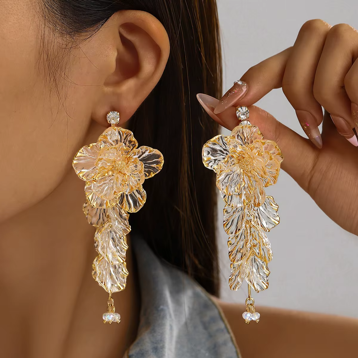 New Fashionable High-end Gold Flower Tassel Earrings Niche Trendy Women's Earrings