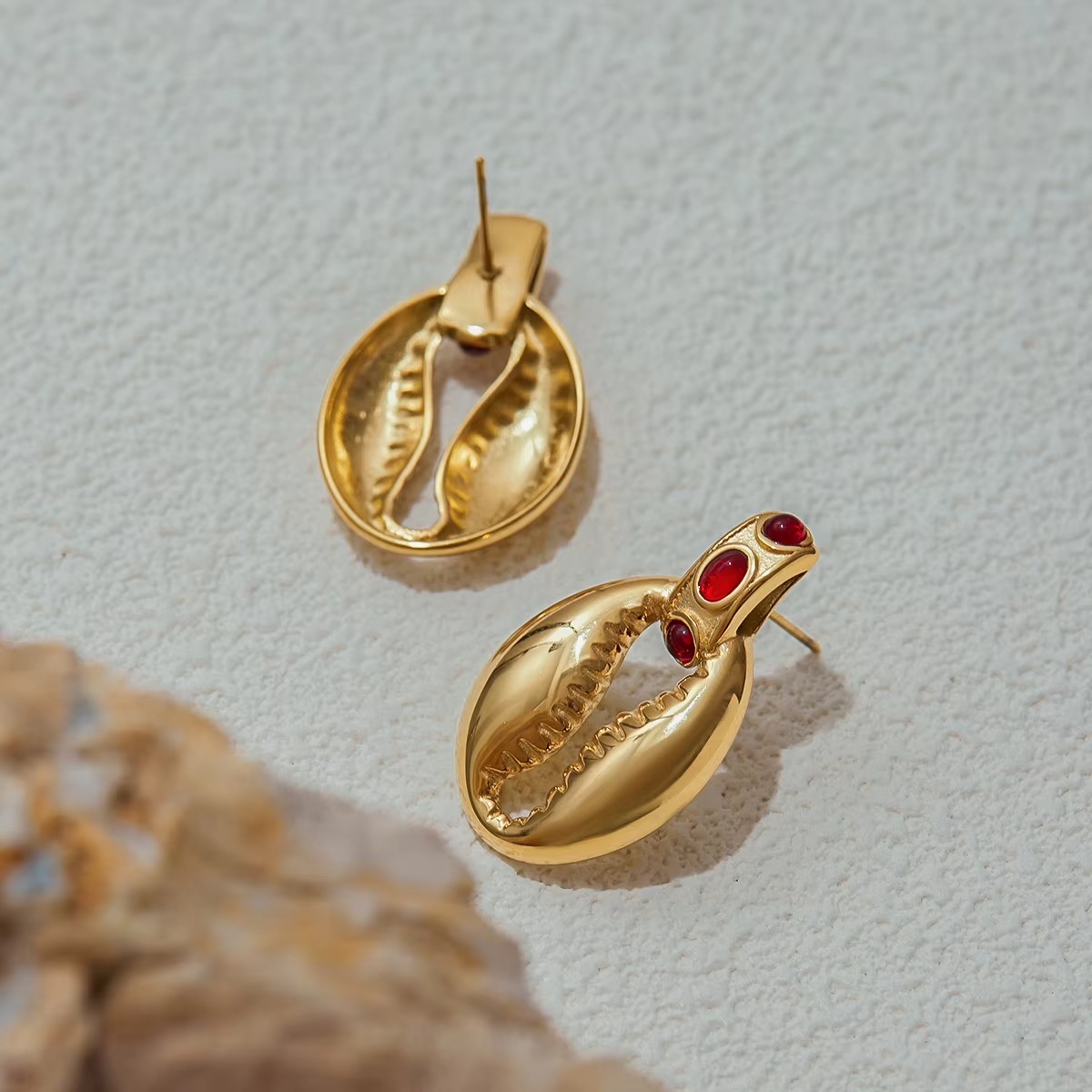 New Stainless Steel Gold-Plated Earrings Elegant Red Zircon Inlaid Earrings, Exquisite Women's Earrings Luxury Fashion Jewelry