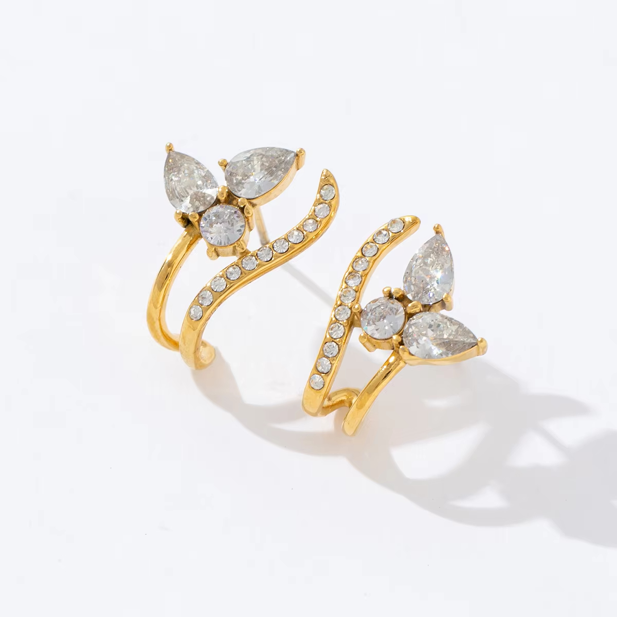 New Style Fashion Flower Stud Earrings with Diamonds Stainless Steel Waterproof Jewellery Earrings for Female