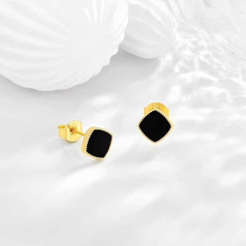 New Trending S925 Gold Plated Fine Black Square Agate Stud Earrings Female Temperament Simple Stud Earring