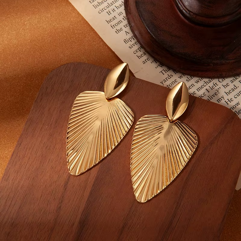 New Trendy Stainless Steel Exaggerated Fashion Creative Leaf Long Drop Earrings for Women