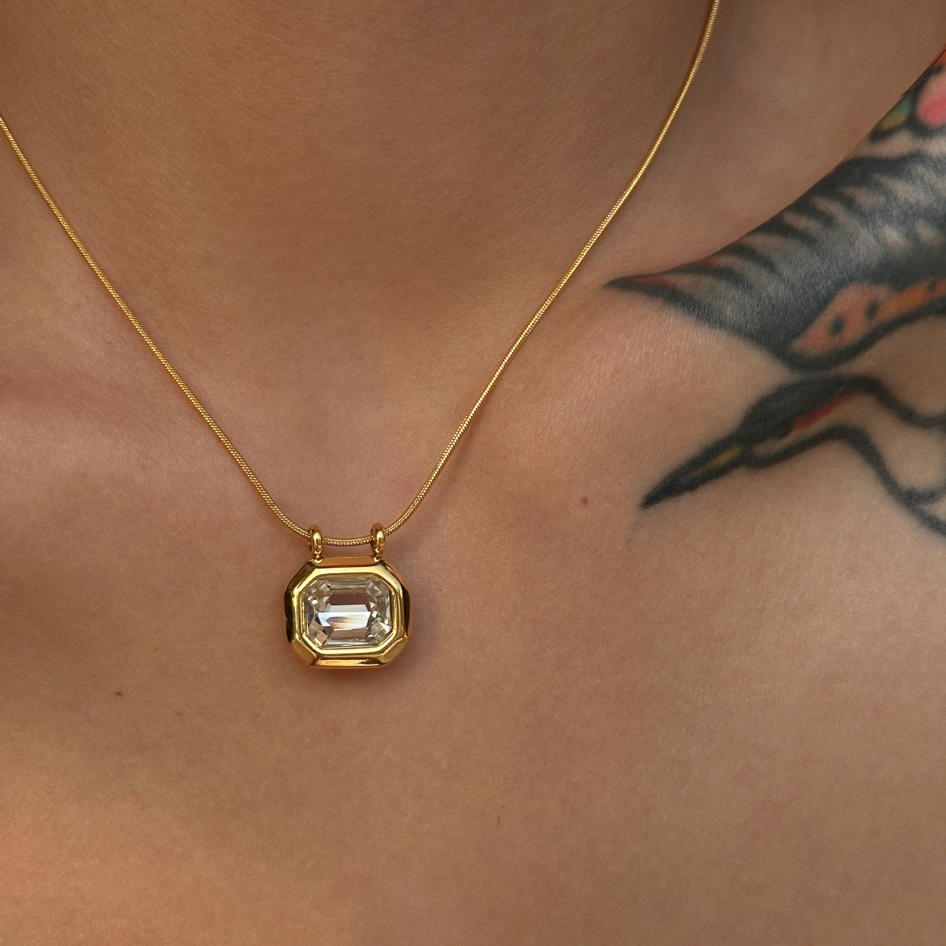 Octagon Crystal Pendant Gold Necklace – Minimalist Elegant Jewelry for Women