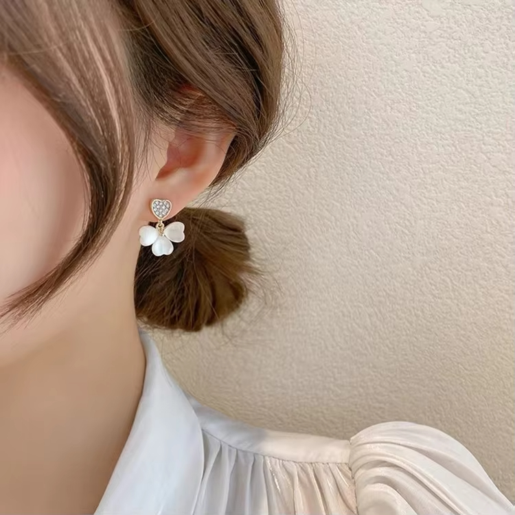 Silver Needle Geometric Opal Diamond Stud Korean Earrings With Clover Flowers Crystal Earrings Sunflower Earrings for Women