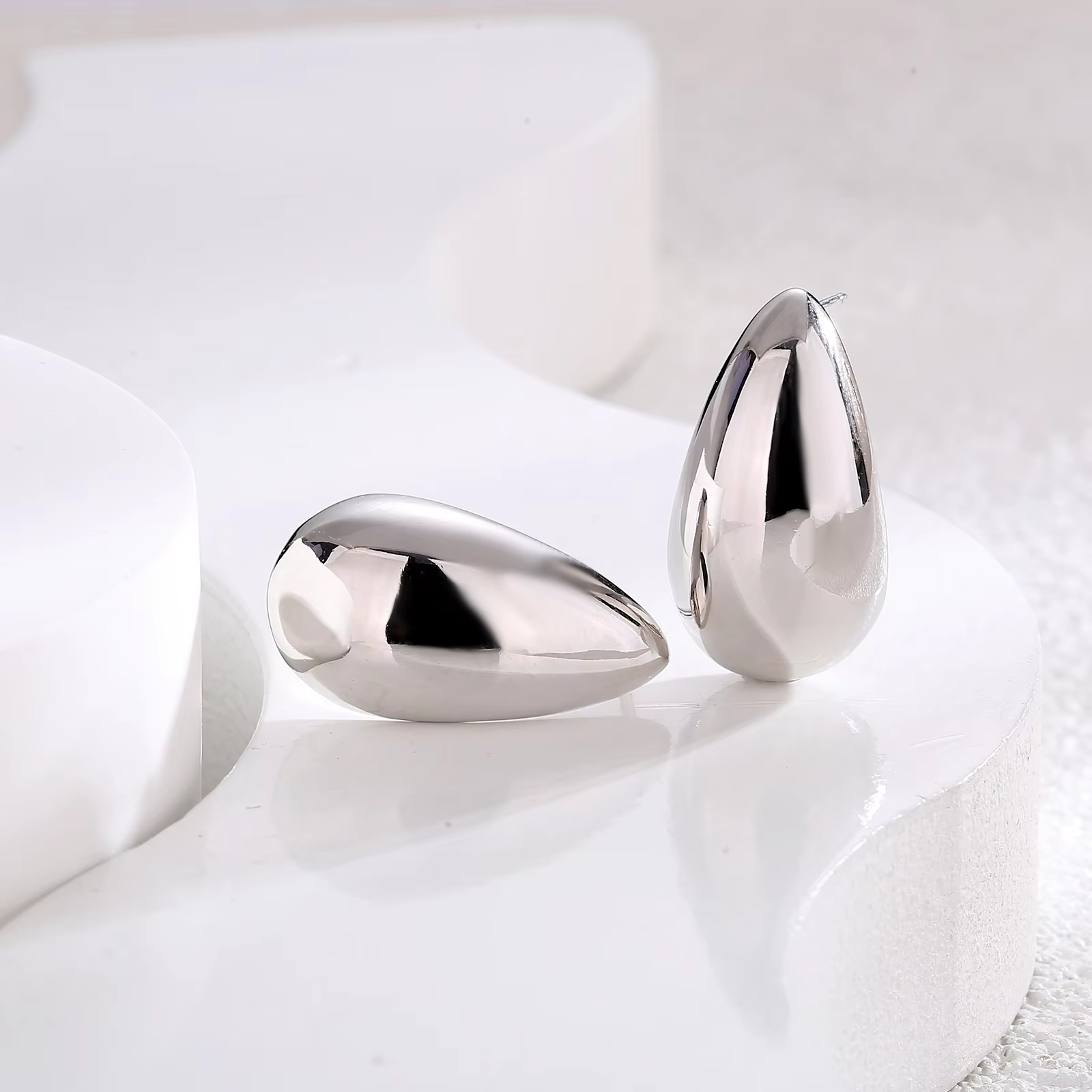 Simple Fashion Earrings No Stone Waterdrop Shape Stud Earring High-Quality Customization logo Jewelry