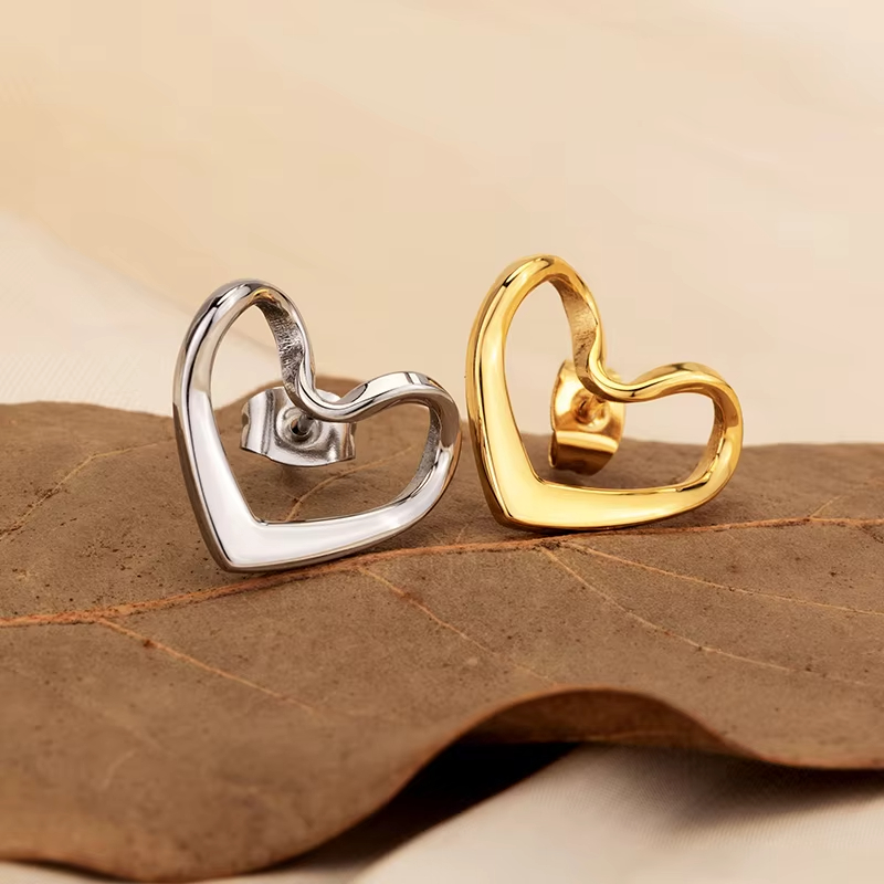 Stainless Earrings Stylish Jewelry Gift Stainless Steel 18K PVD Plated Hollow Love Heart Shaped Stud Earrings Women