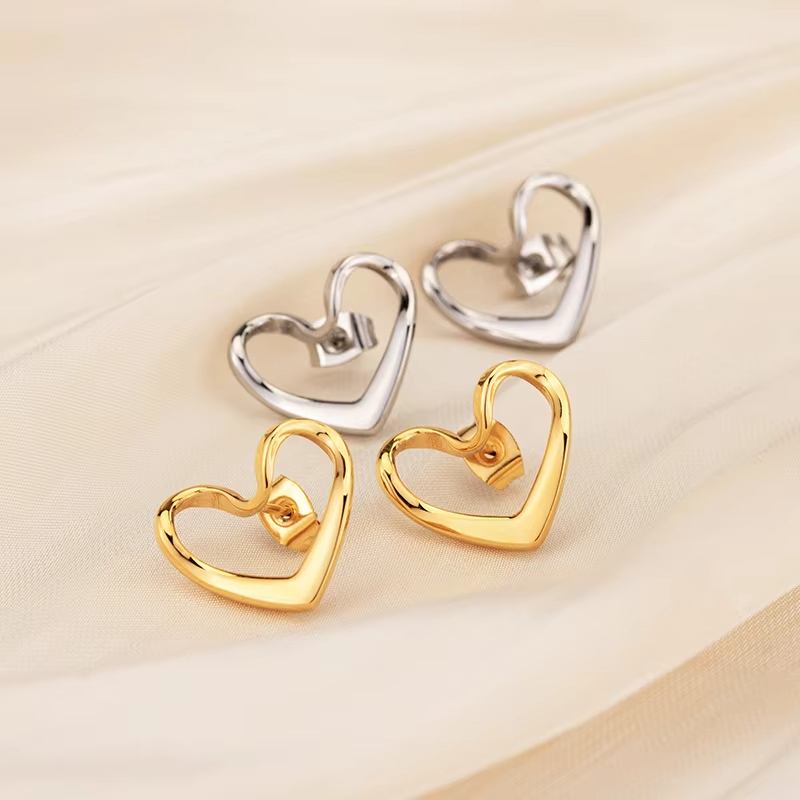 Stainless Earrings Stylish Jewelry Gift Stainless Steel 18K PVD Plated Hollow Love Heart Shaped Stud Earrings Women