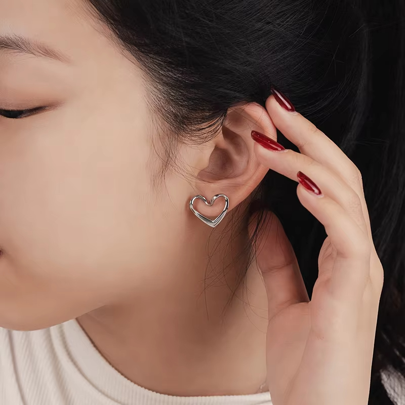 Stainless Earrings Stylish Jewelry Gift Stainless Steel 18K PVD Plated Hollow Love Heart Shaped Stud Earrings Women