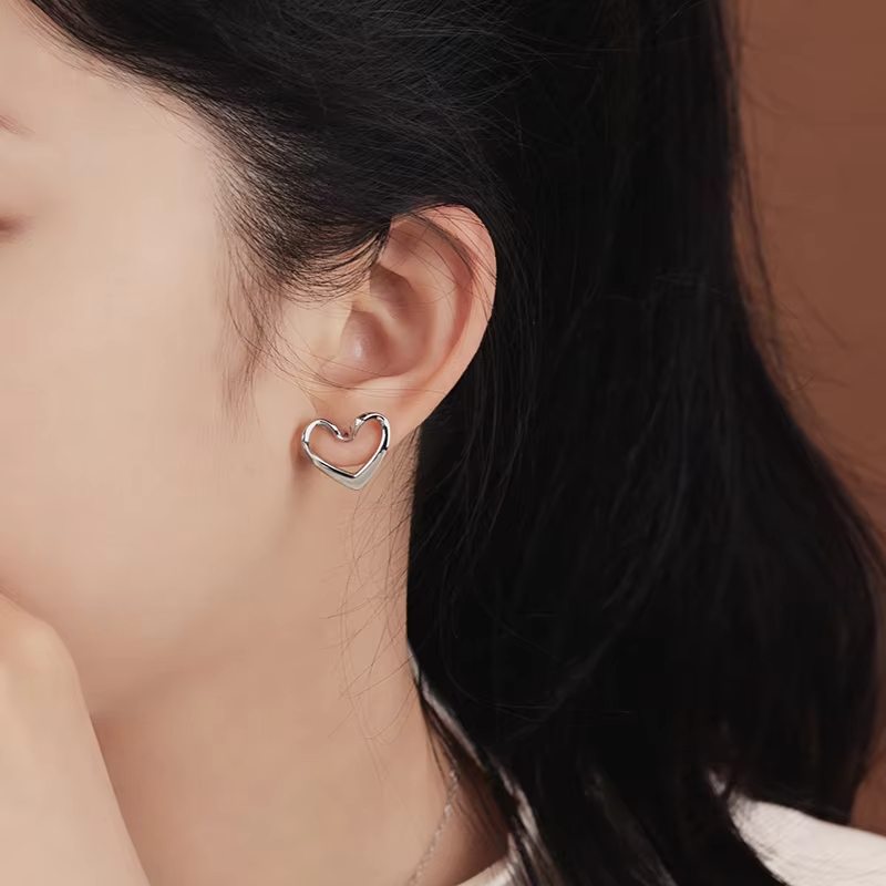 Stainless Earrings Stylish Jewelry Gift Stainless Steel 18K PVD Plated Hollow Love Heart Shaped Stud Earrings Women