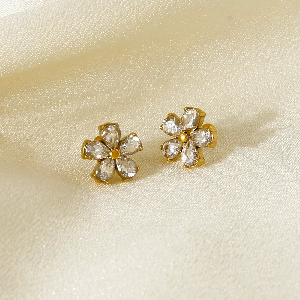 Threaded Stainless Steel Piercing Jewelry Earrings Female Flower Stainless Steel Earrings Wholesale Elegant and High-end Gift