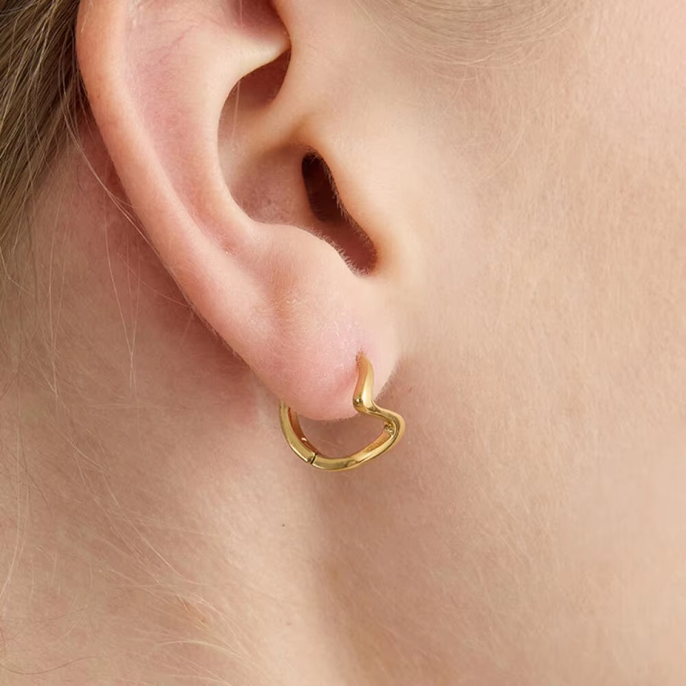 Trendy Stainless Steel Irregular Earrings Women Fashion Ear Minimalist Classic Gold Plated Wave Hoop Earring Jewelry