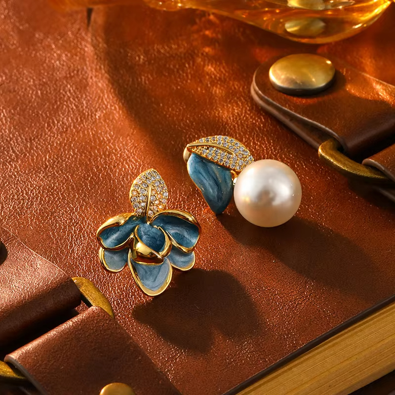 Vintage 14K Gold Plated Temperament Korean Stud Earrings Asymmetrical Imitation Pearl Blue Enamel Flower Fashion Party Earrings