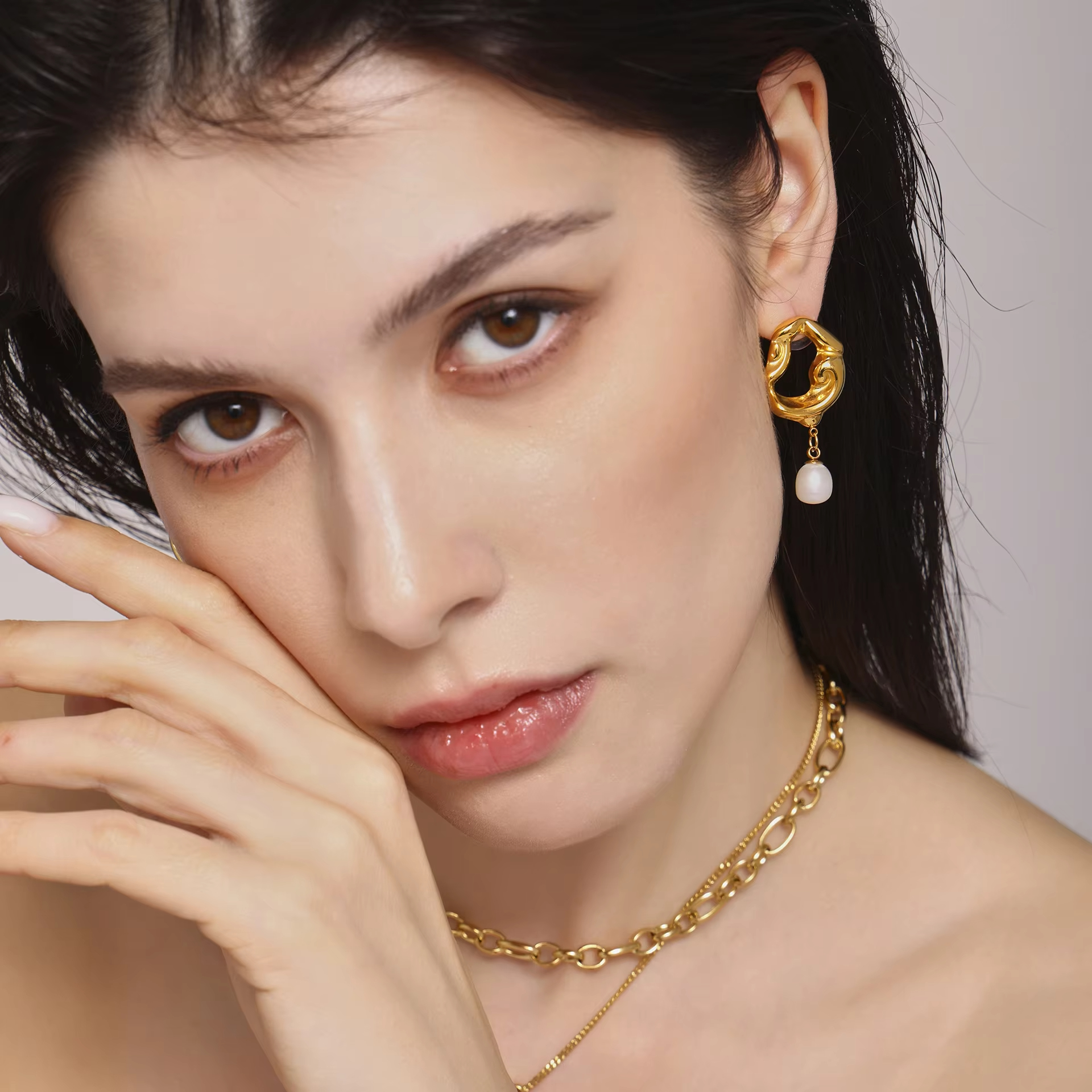 Vintage Baroque Imitation Pearl Pendant Earrings Stainless Steel 18K Gold Plated French Retro Light Luxury Niche Design Women's