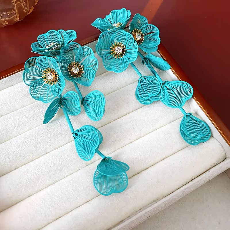 Vintage Trendy Steel Needle Zircon Flower Petal Tassel Alloy Earring for Girls