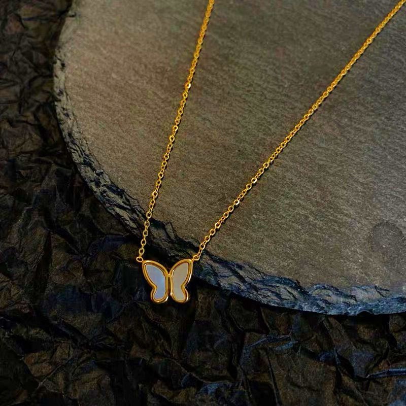 Delicate Titanium Steel Butterfly Pendant Necklace – Elegant Gold Chain for Women