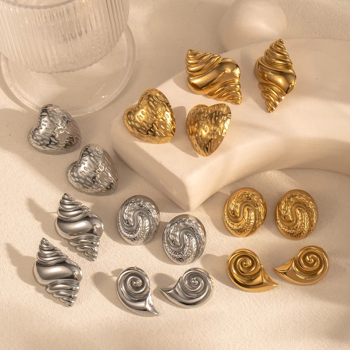 Wholesale Gold Stainless Steel Chunky Strawberry Heart Texture Spiral Conch Stud Earrings for Women