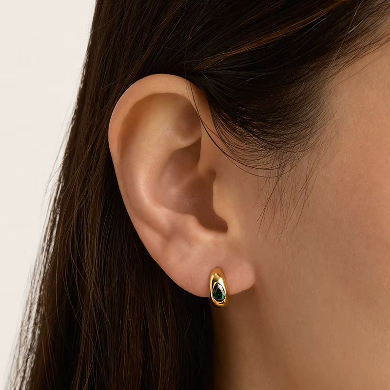 Wholesale Luxury Designer 925 Sterling Silver 18K Gold Plated Shiny Green Gemstone Hoop Zircon Earrings Fine Dangle Butterfly