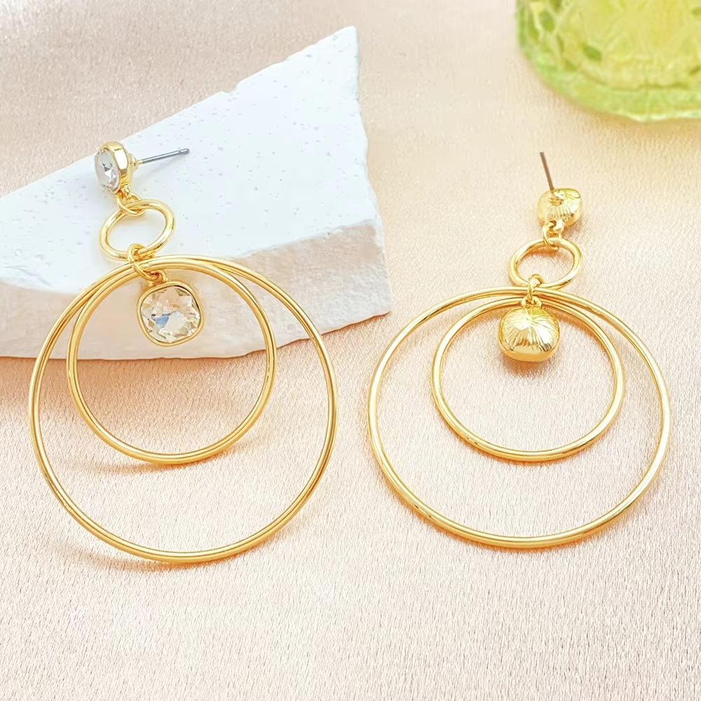 Wholesale New Features Design Geometric Gemstone and Crystal Gold Plated Stud Earrings for Women Fashion Jewelry Collection