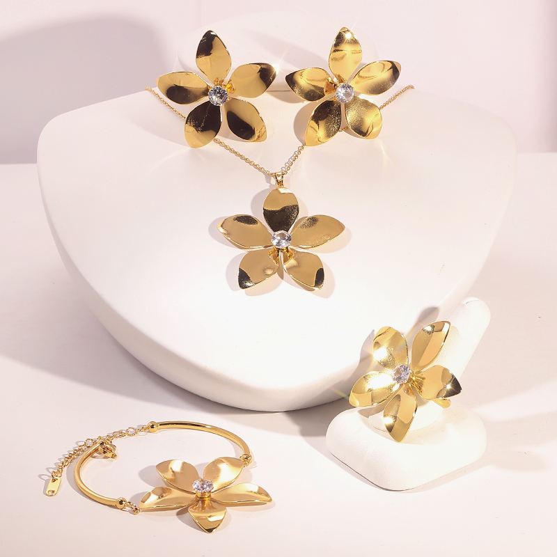 Stainless Steel Flower Jewelry Sets Gold Floral Necklace Earrings Ring Elegant Women Jewelry Sets Gift