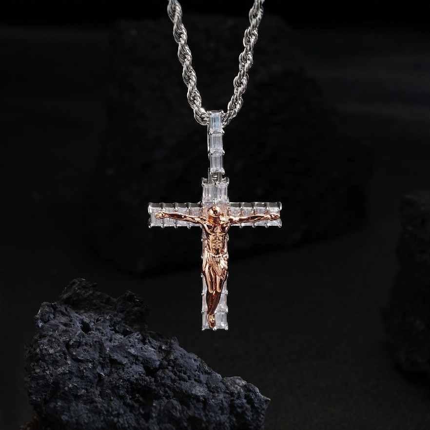 Men's Jesus Cross Necklace, Two-Tone Rope Chain Best Cross Necklaces for Men