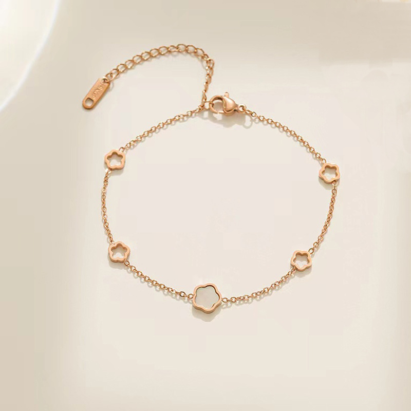 Minimalist Gold Plated Flower Charm Bracelet for Women – Delicate Chain Jewelry