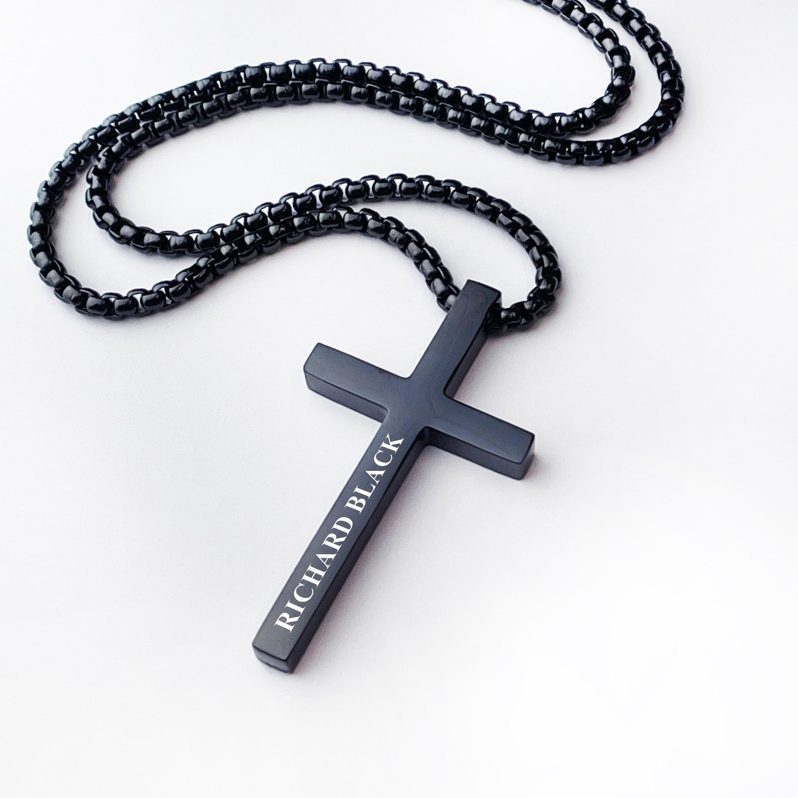Custom Cross Necklace – Personalized Chain for Men & Women | Engraved Cross Pendant