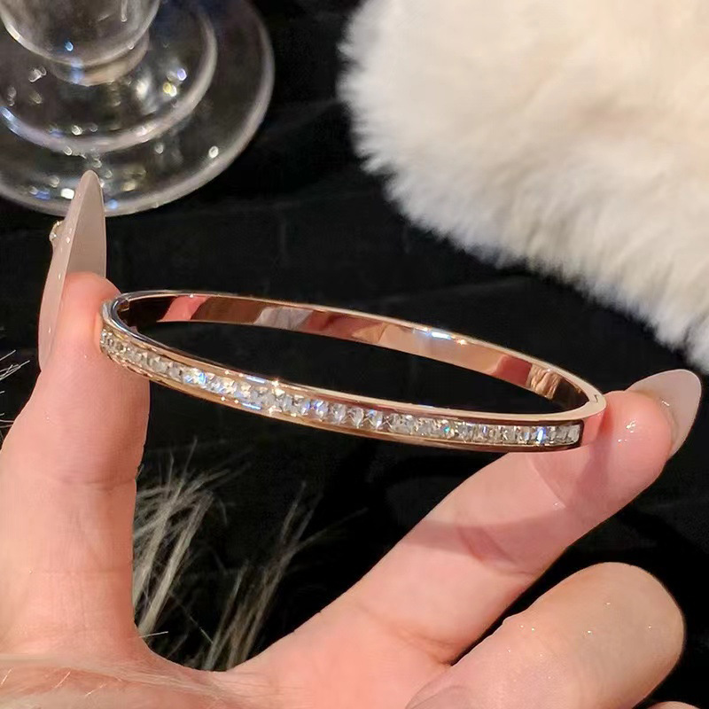 Elegant Crystal Bangle Bracelet – Gold, Silver & Rose Gold | China Jewelry Manufacturer