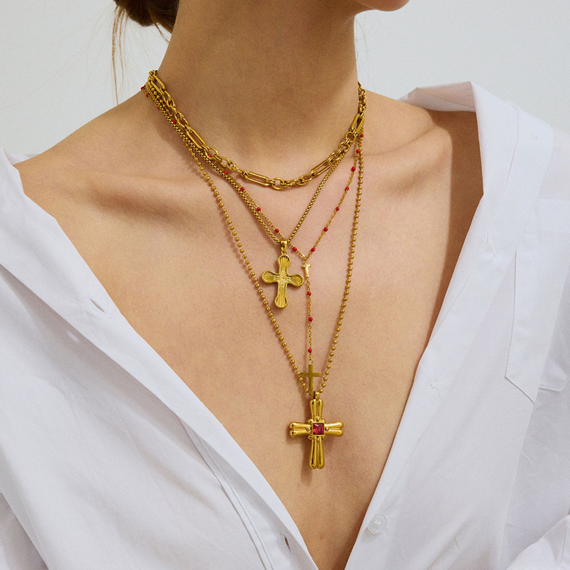 Dainty Gold Cross Pendant Necklace Set – Minimalist Fine Jewelry for Women & Men
