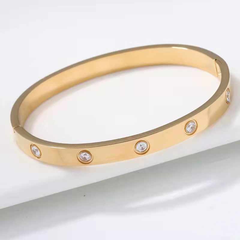 Luxury Gold Plated Bangle with Crystals – Wholesale Jewelry from China Manufacturer
