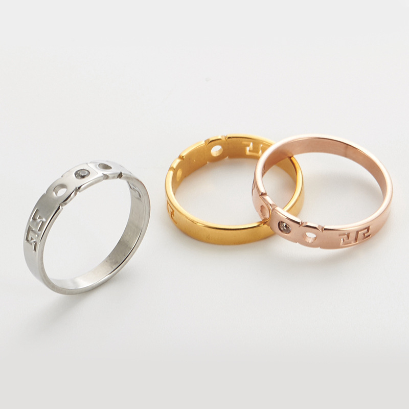 Engraved Fashion Titanium Steel Band Ring for Women
