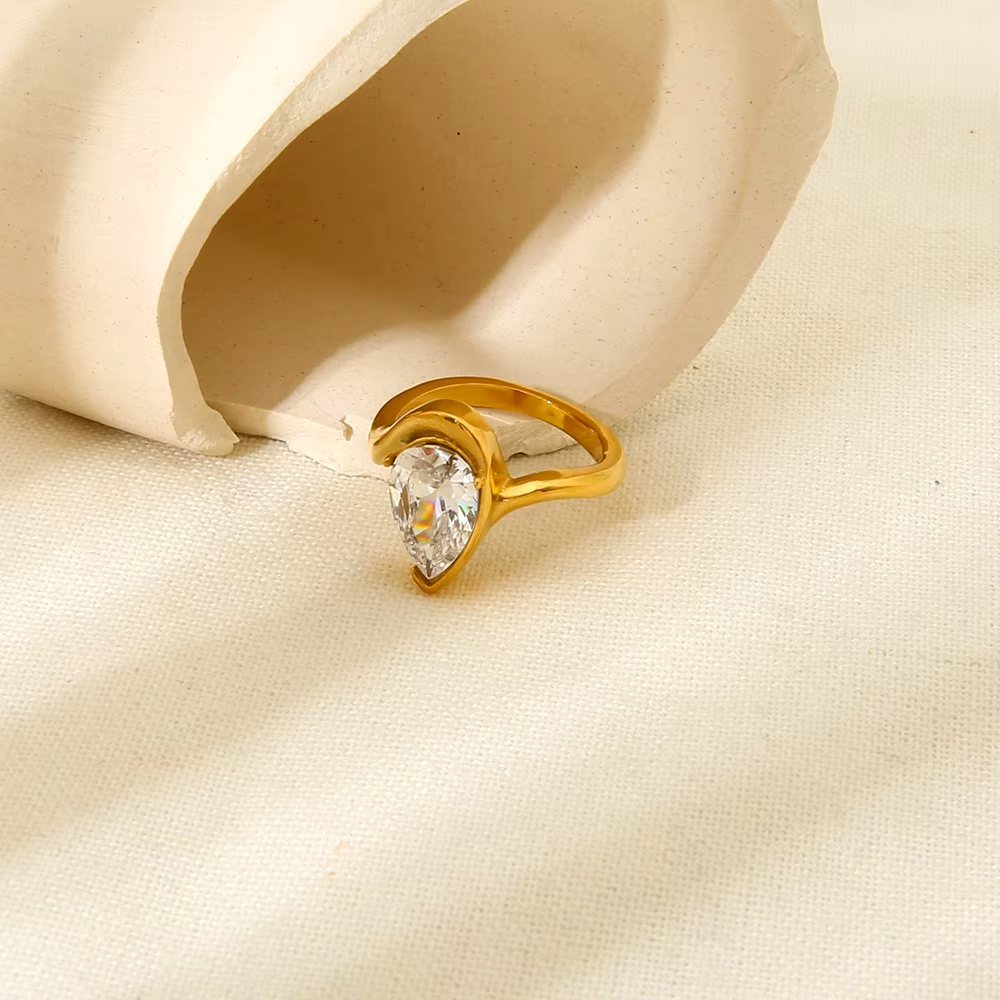 Luxury Waterdrop CZ Ring – 18K Gold Plated Stainless Steel Stacking Finger Ring for Women