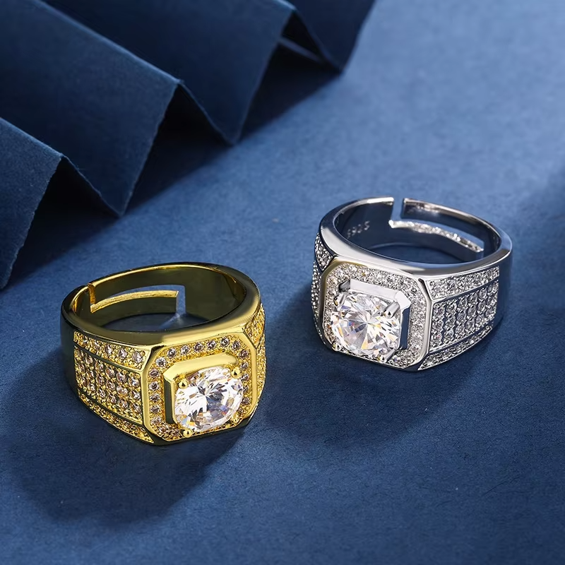 Stylish 2-Carat Diamond Inlay Business Ring – Gold Plated Luxury Statement Ring for Men