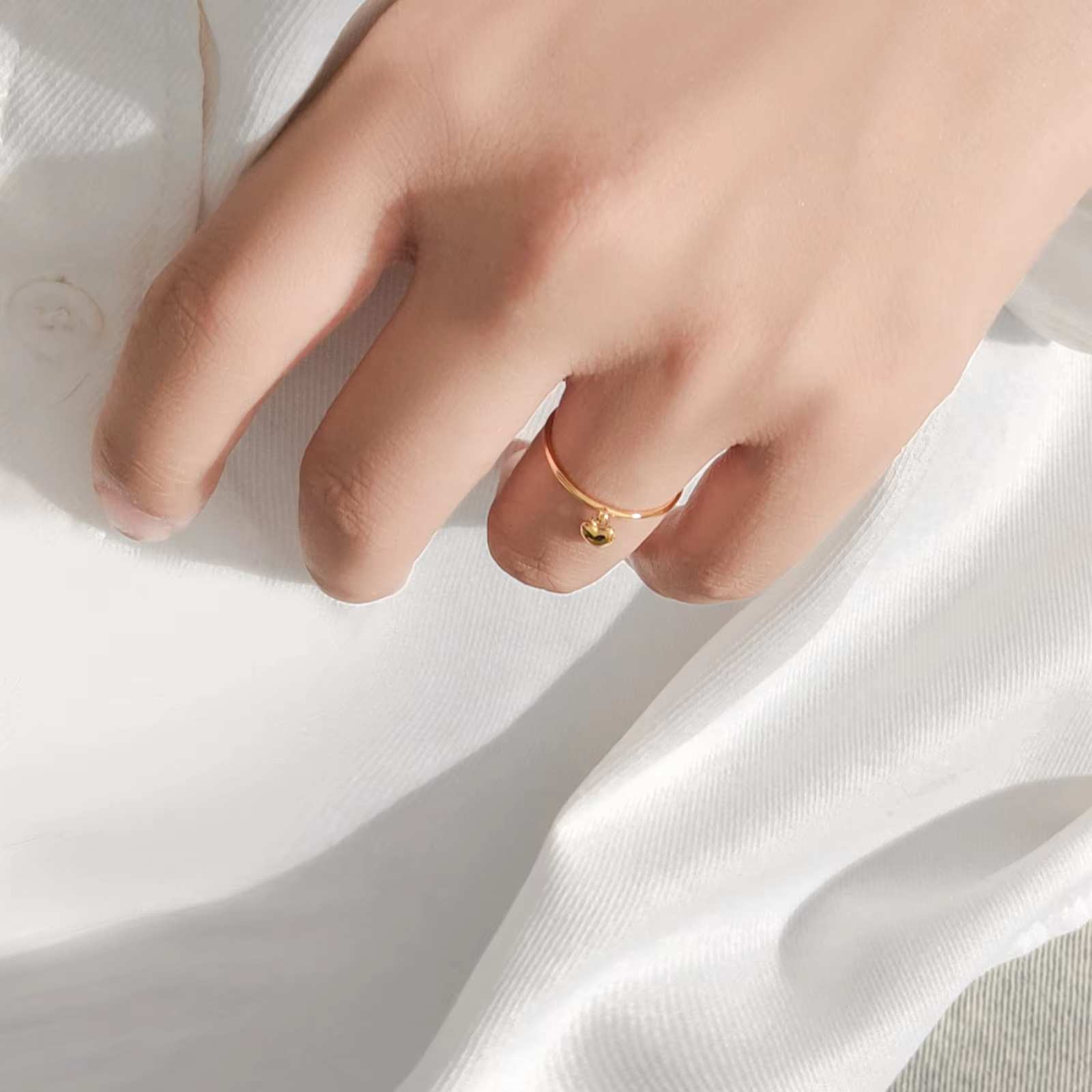 Korean Style Minimalist Gold Heart Pendant Ring – Elegant Dainty Stainless Steel Index Finger Jewelry