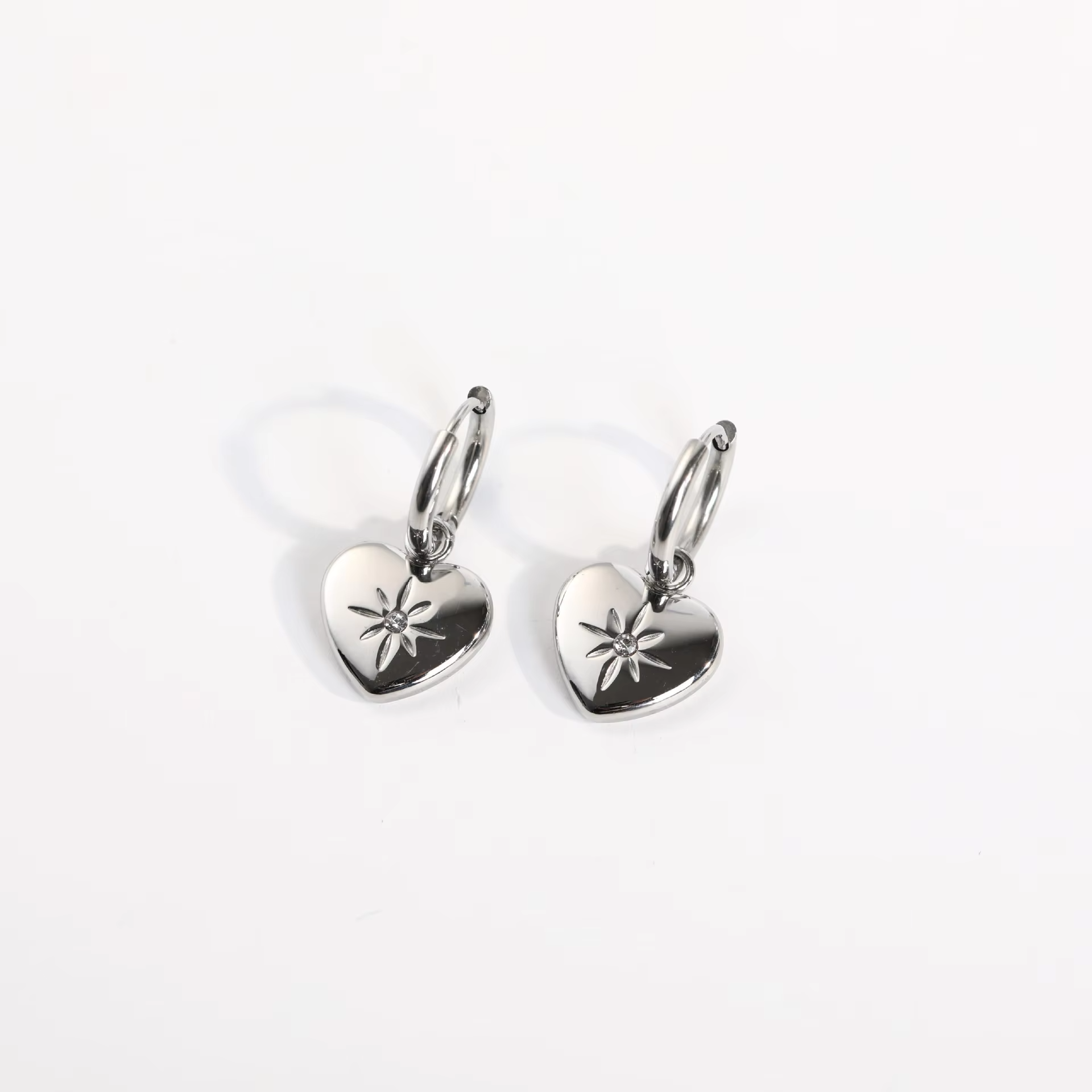 Fashion Eight-Pointed Star Zircon Heart Earrings 316L Stainless Steel Jewelry Gold Heart Hoop Earrings for Women