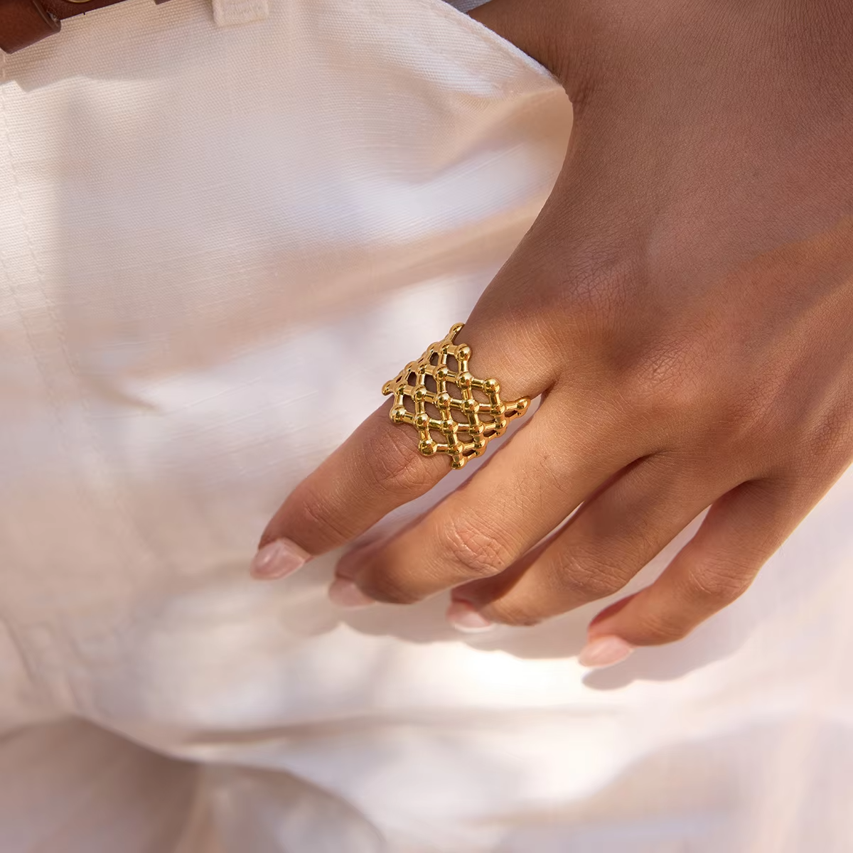 High-Quality Hollow Geometric Open Ring – 18K Gold Plated Stainless Steel Statement Jewelry for Women