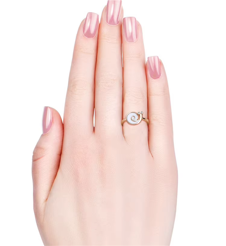 Snail-Inspired 18K White Gold Ring with Austrian Crystals – Unique Animal Embellished Eternity Band for Women