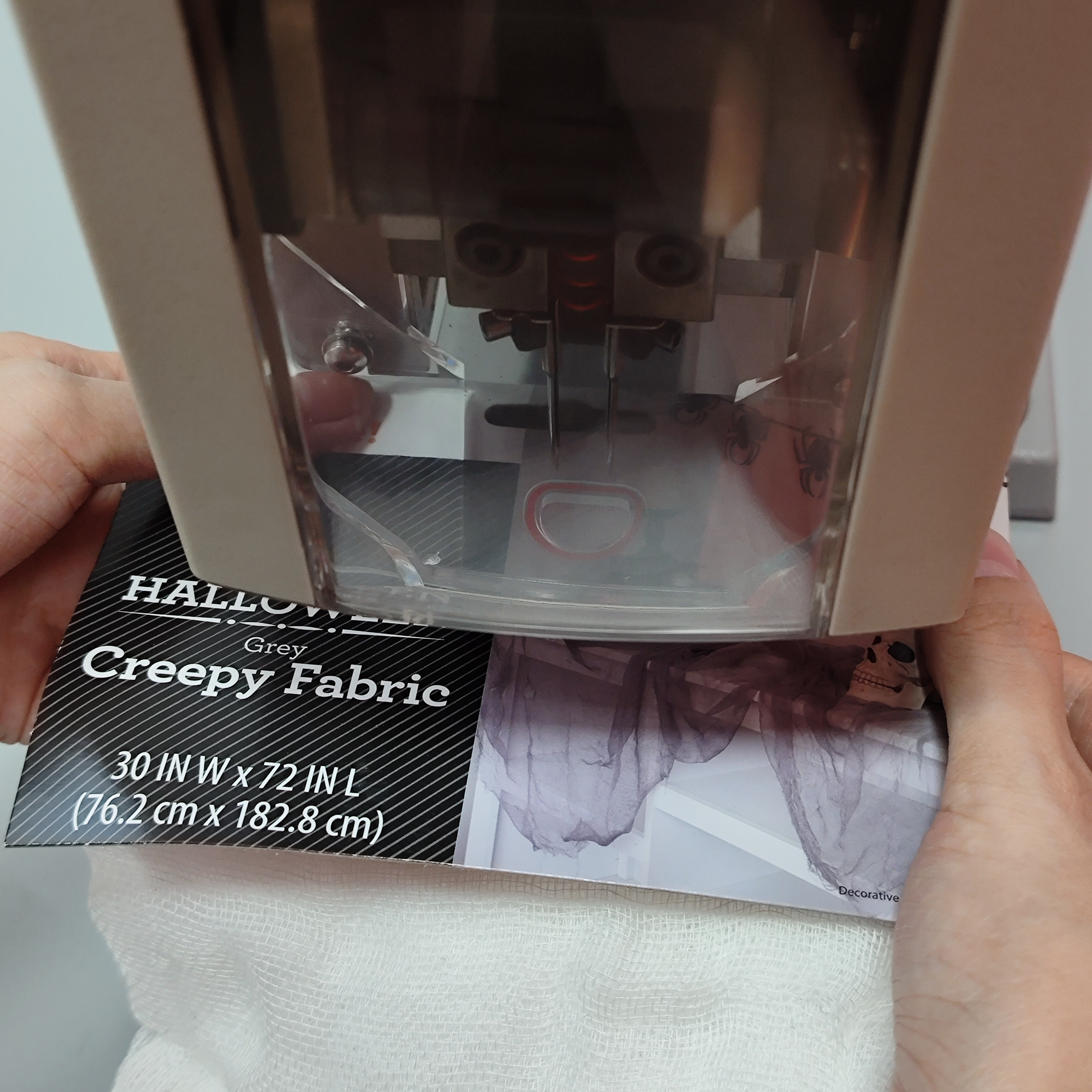 Plastic staple machine