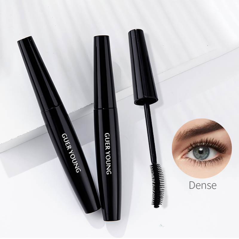 Volumizing Mascara Tube – Curved Brush for Dense Lash Definition