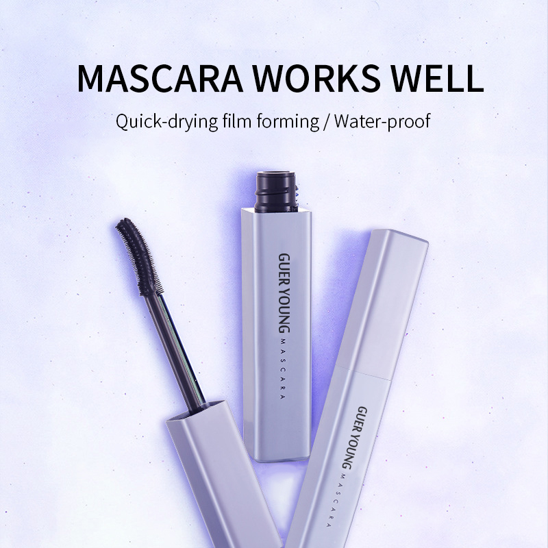 Curved Brush Waterproof Mascara – Long-Lasting Volume & Curl