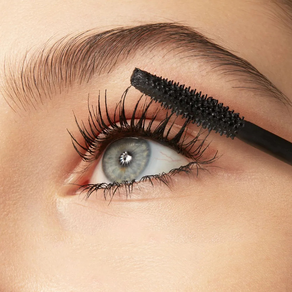 Black Mascara with Precision Lash Brush for Longer Fuller Eyelashes