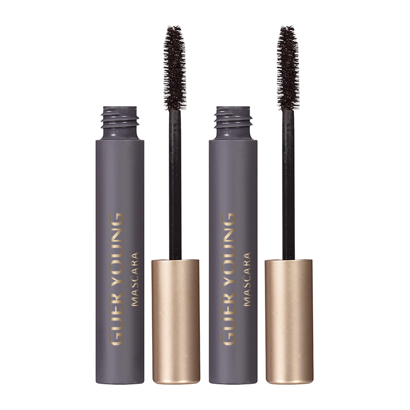 Colorful Waterproof Mascara – High-Impact Volume & Bold Definition